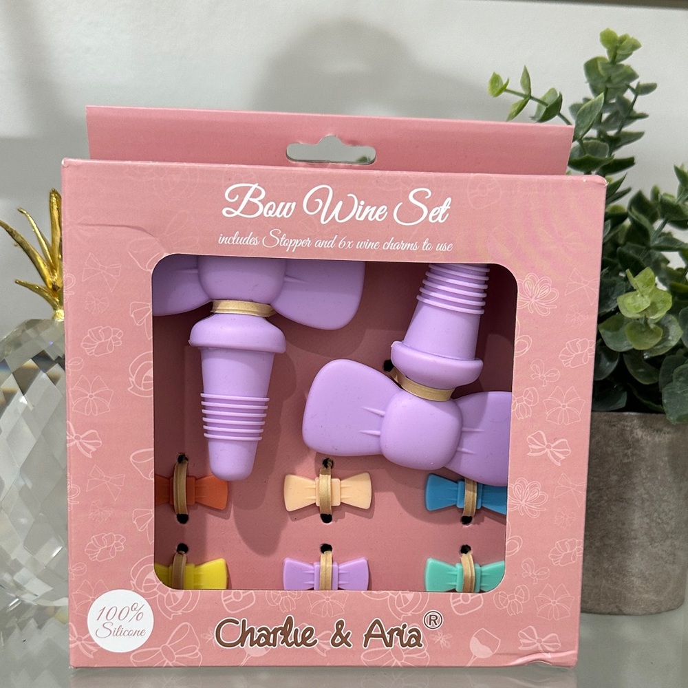 Bow Wine Set